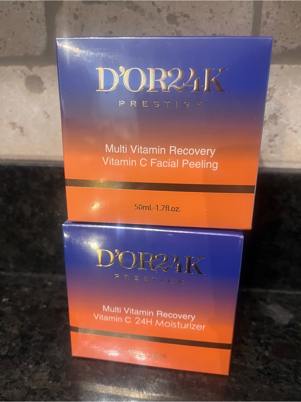 D’or24k Multi Vitamin Recovery Vitamin C Facial Peeling & 24 hr Moisturizer